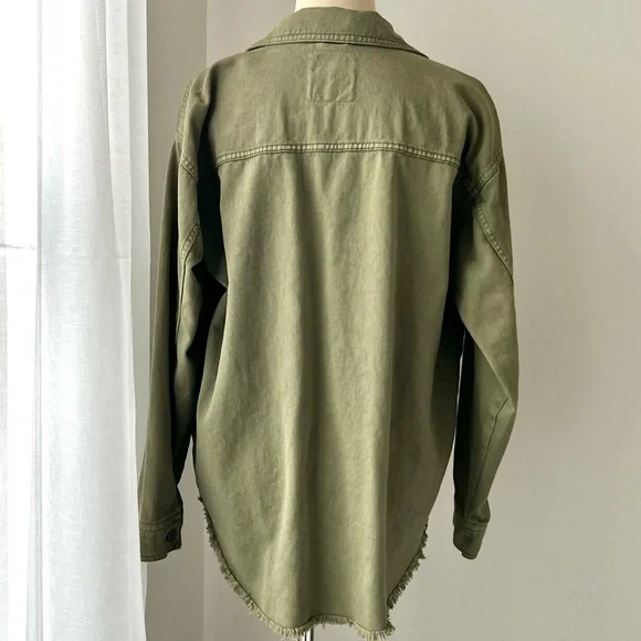 🍒Women’s Garage Lightweight Button Down Jacket. Olive Green. Size: Medium - Picture 4 of 11